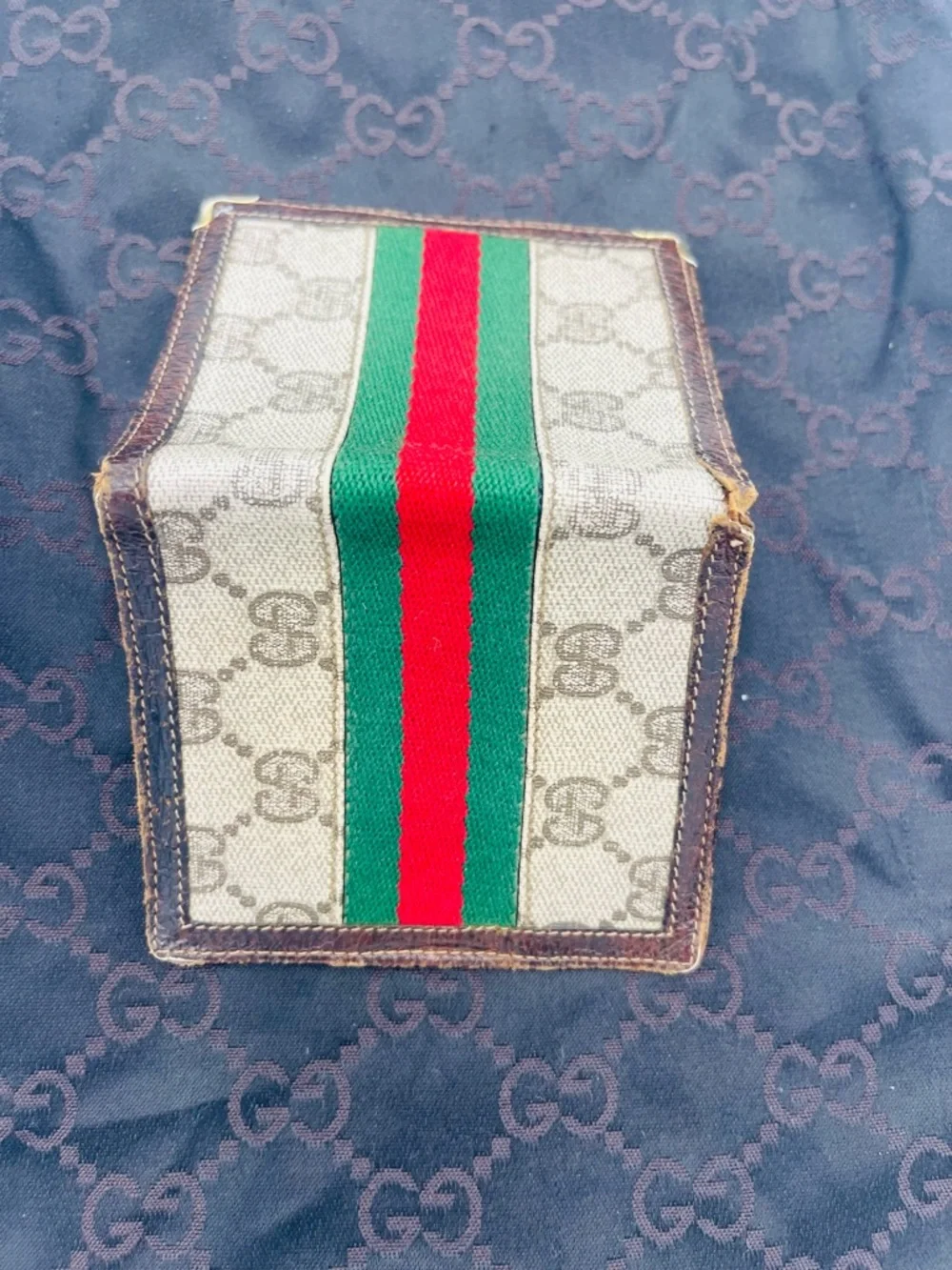 Gucci Brown Leather Bifold Wallet with Gold Logo